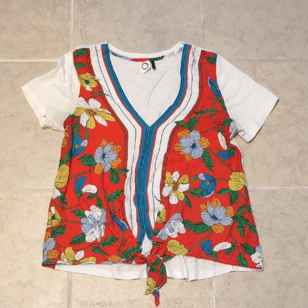 Anthropologie Akemi + Kin Short Sleeve Floral Top